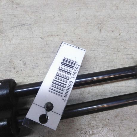 amortizator-kryski-bagaznika-sedan-opel-vectra-c-rest-art-50505-big-3