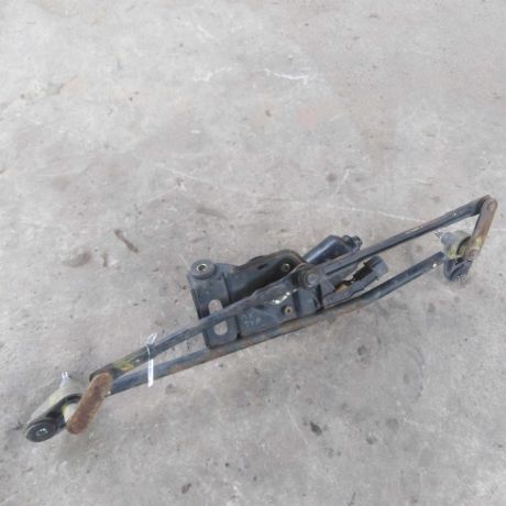 trapeciia-stekloocistitelia-s-motorcikom-hyundai-elantra-iii-xd-2-art-51443-big-0