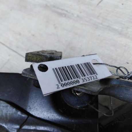 trapeciia-stekloocistitelia-mitsubishi-carisma-art-51628-big-1