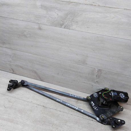 trapeciia-stekloocistitelia-mitsubishi-carisma-art-51660-big-0