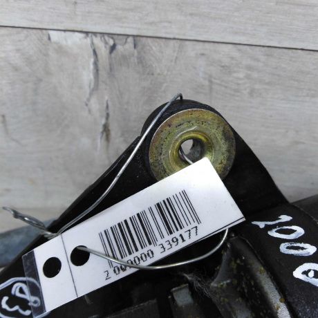 trapeciia-stekloocistitelia-mitsubishi-carisma-art-51660-big-1