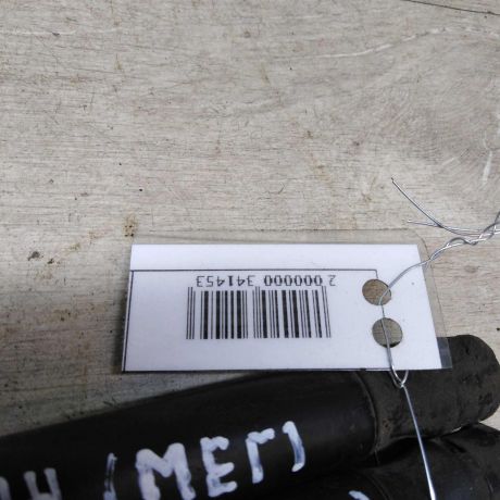 amortizator-kryski-bagaznika-sedan-ford-focus-2-do-rest-art-52141-big-1