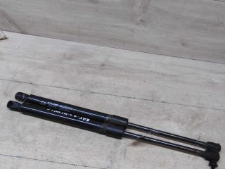 amortizator-kryski-bagaznika-hyundai-santa-fe-ii-art-52597