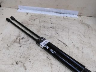 amortizator-kryski-bagaznika-xetcbek-nissan-primera-p11-art-52820