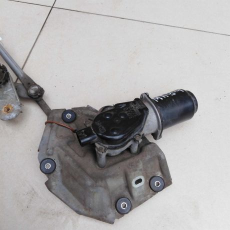 trapeciia-stekloocistitelia-s-motorcikom-mitsubishi-lancer-9-20i-art-54735-big-2