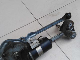 trapeciia-stekloocistitelia-v-sbore-bmw-e39-28i-mkpp-art-55866