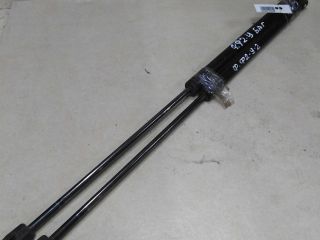 amortizator-kryski-bagaznika-universal-ford-focus-2-art-57703