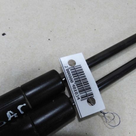 amortizator-kryski-bagaznika-renault-megane-2-sedan-rest-art-57774-big-1