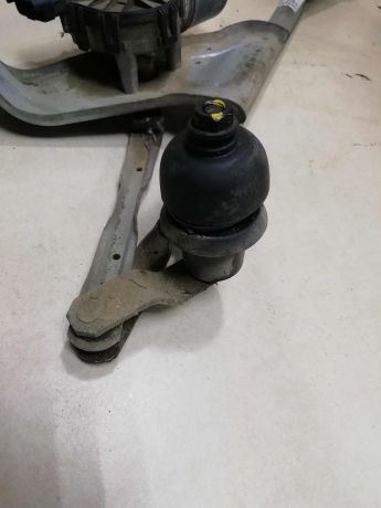 trapeciia-stekloocistitelia-s-motorcikom-renault-duster-i-art-58263-big-7