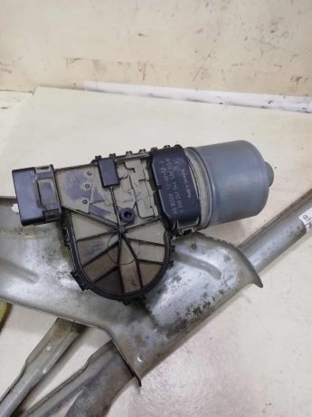 trapeciia-stekloocistitelia-s-motorcikom-renault-duster-i-art-58263-big-4