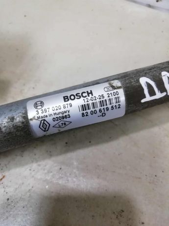 trapeciia-stekloocistitelia-s-motorcikom-renault-duster-i-art-58263-big-8