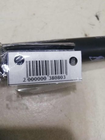 amortizator-kryski-bagaznika-renault-duster-i-art-58337-big-3