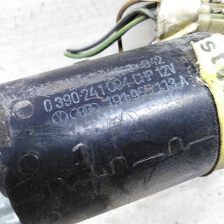 trapeciia-stekloocistitelia-s-motorcikom-volkswagen-golf-2-art-58499-big-1