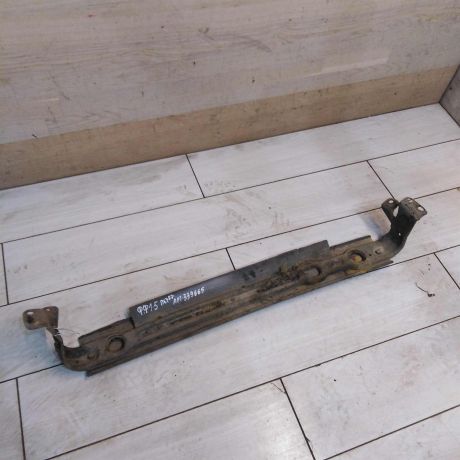 balka-pod-radiator-peredniaia-ford-focus-1-xetcbek-art-58730-big-1