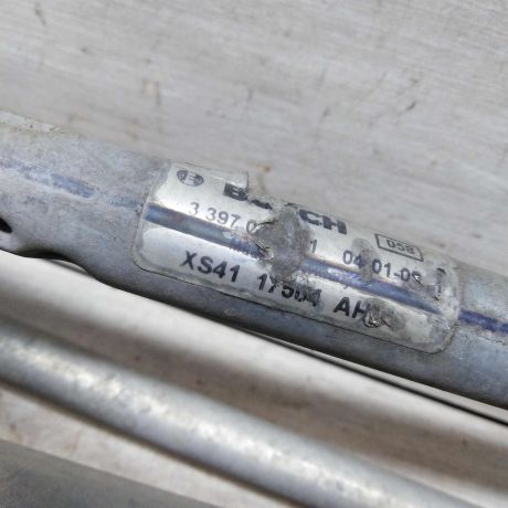 trapeciia-stekloocistitelia-v-sbore-ford-focus-1-xetcbek-defekt-art-58974-big-8