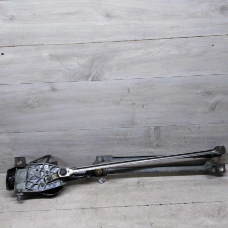 trapeciia-stekloocistitelia-v-sbore-ford-focus-1-xetcbek-defekt-art-58974-big-4