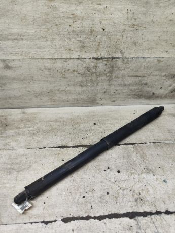 amortizator-kryski-bagaznika-bmw-x5-ii-e70-do-rest-art-59052-big-2