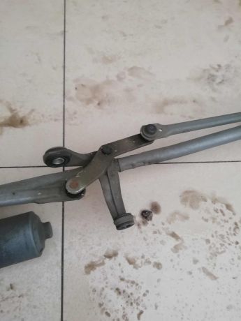 trapeciia-stekloocistitelia-peugeot-408-art-59115-big-4