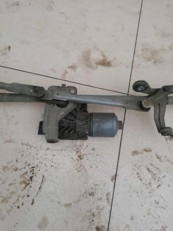 trapeciia-stekloocistitelia-peugeot-408-art-59115-big-6