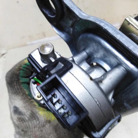 trapeciia-stekloocistitelia-v-sbore-bmw-e46-kupe-do-rest-art-60280-big-3