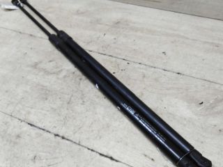 amortizator-kryski-bagaznika-opel-antara-i-art-60557