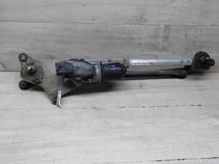 trapeciia-stekloocistitelia-v-sbore-subaru-forester-ii-art-62139