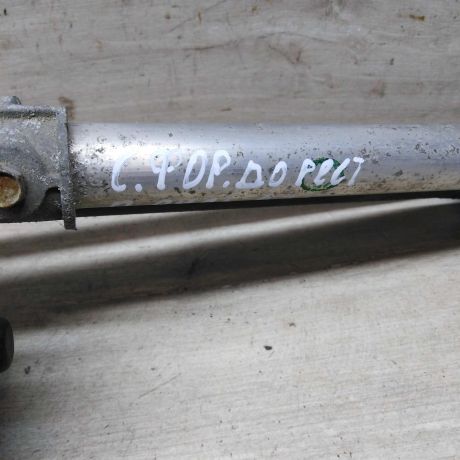 trapeciia-stekloocistitelia-v-sbore-subaru-forester-ii-art-62139-big-9