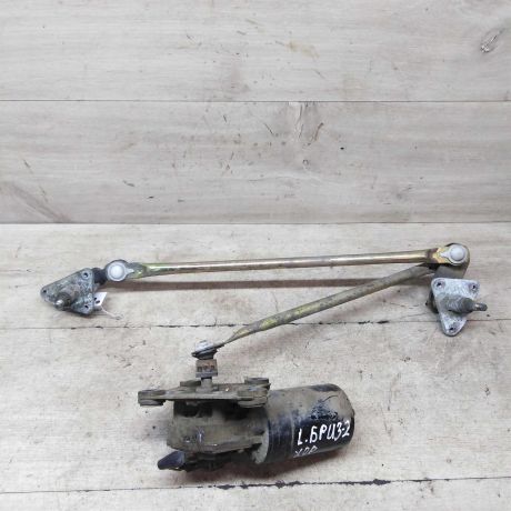 trapeciia-stekloocistitelia-v-sbore-lifan-breez-art-63659-big-4