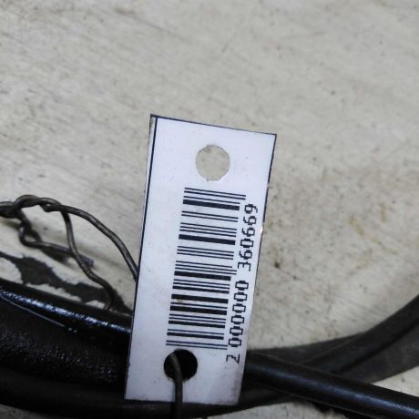 tros-kapota-rucka-otkryvaniia-renault-logan-art-64207-big-2