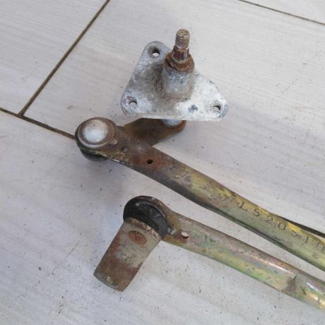 trapeciia-stekloocistitelia-lobovogo-stekla-lifan-breez-art-64404-big-1