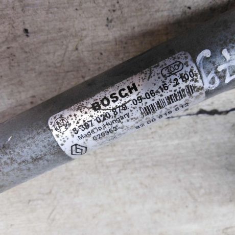 trapeciia-stekloocistitelia-renault-logan-i-art-66633-big-2