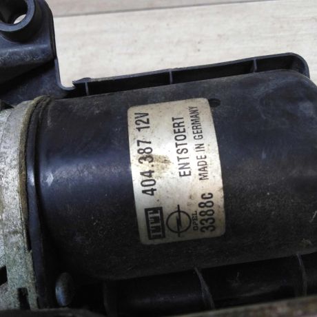 trapeciia-stekloocistitelia-lobovogo-stekla-opel-astra-g-art-67129-big-1