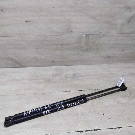 amortizator-kryski-bagaznika-nissan-primera-p11-art-71442-big-0