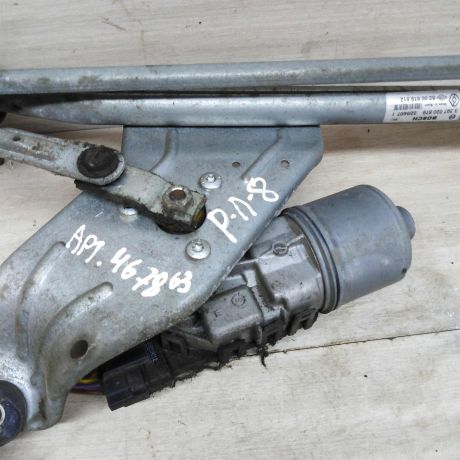 trapeciia-stekloocistitelia-renault-logan-1-art-73495-big-1