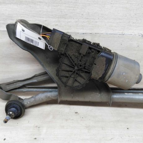 trapeciia-stekloocistitelia-renault-logan-1-art-73495-big-4