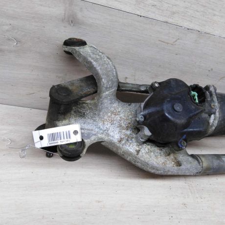 trapeciia-stekloocistitelia-perednego-nissan-primera-p12-art-73666-big-1