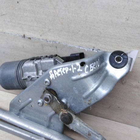 trapeciia-stekloocistitelia-v-sbore-renault-duster-i-art-74039-big-6