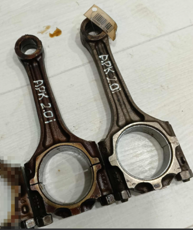 satun-volkswagen-bora-20i-apk-volkswagen-golf-4-art-96538-big-1
