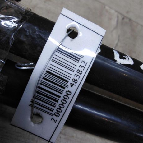 amortizatory-kryski-bagaznika-upor-skoda-yeti-i-art-76652-big-1