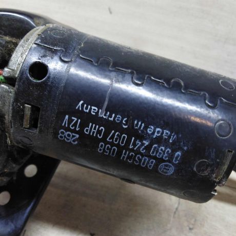 trapeciia-stekloocistitelia-peredniaia-audi-80-b4-art-76741-big-4