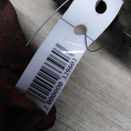 trapeciia-stekloocistitelia-v-sbore-renault-sandero-i-art-77783-big-4