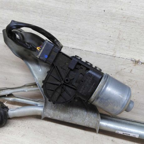 trapeciia-stekloocistitelia-v-sbore-renault-sandero-i-art-77783-big-6