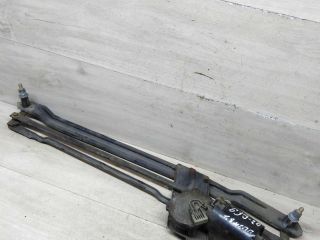 trapeciia-stekloocistitelia-perednego-volkswagen-passat-b3-art-78232