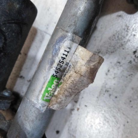 trapeciia-stekloocistitelia-lobovogo-stekla-citroen-c4-i-art-79266-big-1