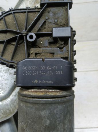 trapeciia-stekloocistitelia-lobovogo-stekla-lada-largus-renault-logan-i-art-80273-big-3