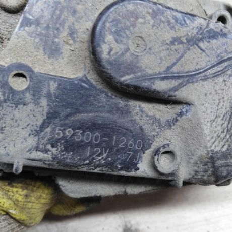 trapeciia-stekloocistitelia-v-sbore-mazda-cx-7-i-art-80641-big-2