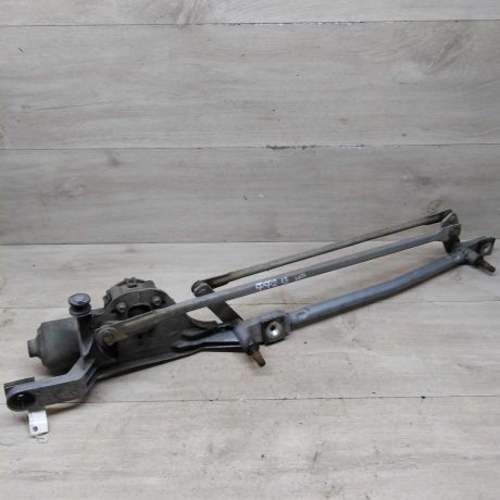 trapeciia-stekloocistitelia-perednego-ford-focus-2-art-81941-big-3