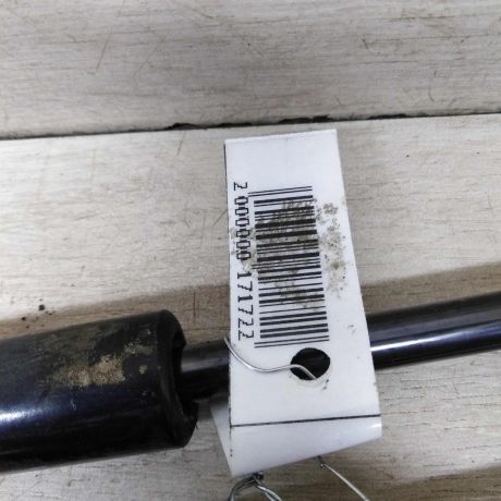 amortizator-kryski-bagaznika-upor-ford-focus-2-art-82461-big-1