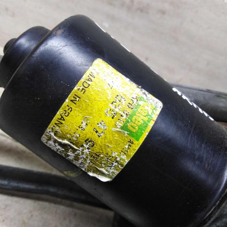 trapeciia-stekloocistitelia-lobovogo-stekla-mercedes-vito-w638-art-83698-big-2