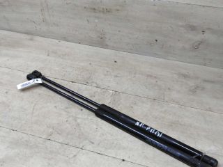 amortizator-kryski-bagaznika-upor-nissan-primera-p11-art-83851